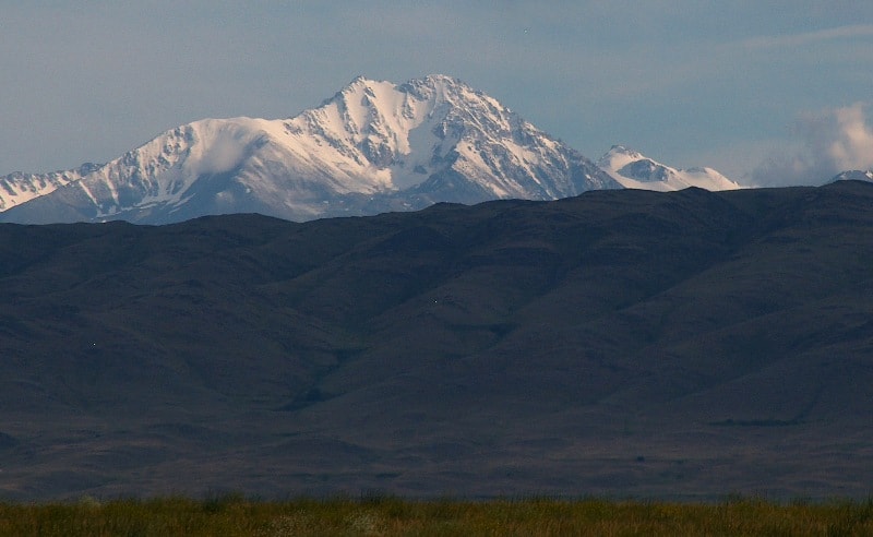 Горы Таласский Алатау. 