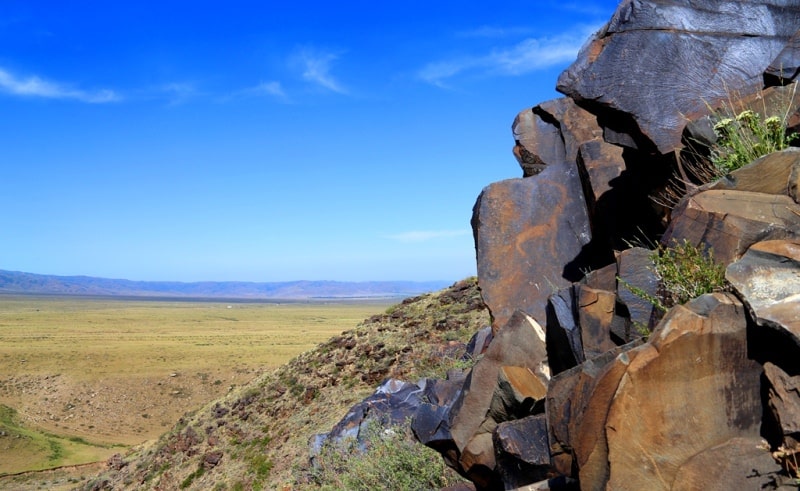 Petroglyphs  the Bayan-Zhurek and vicinities.