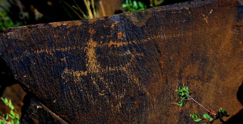 Petroglyphs  the Bayan-Zhurek and vicinities.