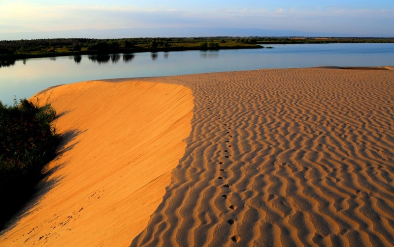 Lake Wooden and its environs.