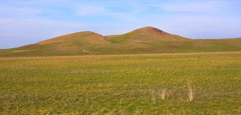 Natural sights of the ridge Ulken-Burul.