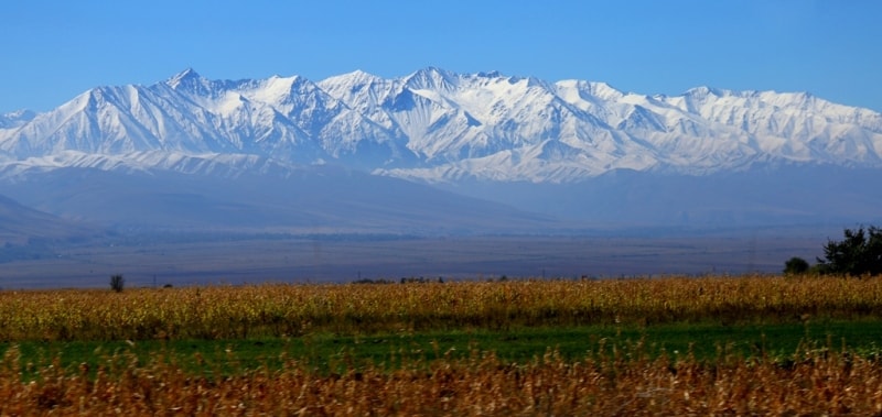 Горы Кыргызский Алатау.