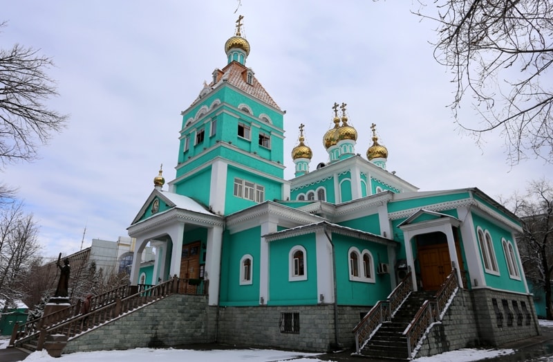 Никольский храм в Алматы.