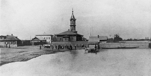 Мечеть, построенная татарскими купцами-рыбопромышленниками, братьями Ахмировыми. Мечеть находилась на улице Набережной.