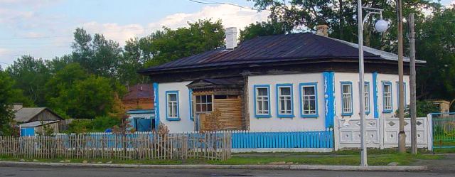 Каркаралинск. Один из старых домов в поселке.