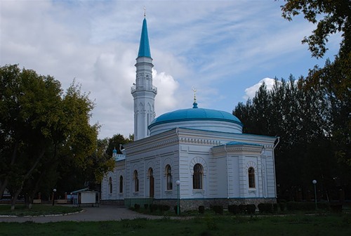 Первая мечеть Павлодара. Построена купцом  Ф. Рамазановым, в 1905 году.
