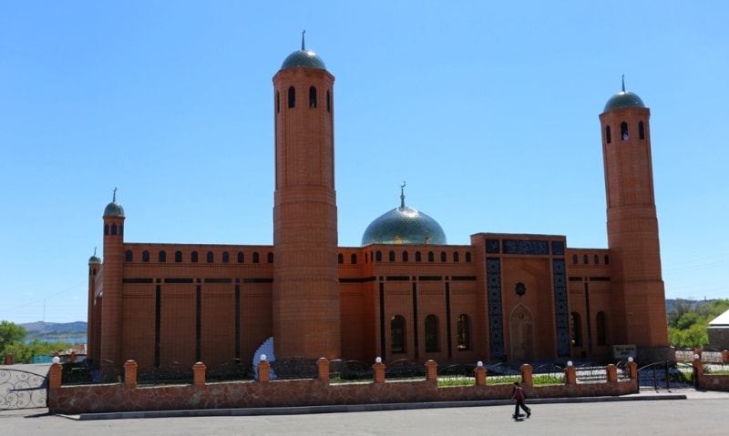 Мечеть в поселке Баянаул.