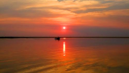 Закат на озере Жынгылды.