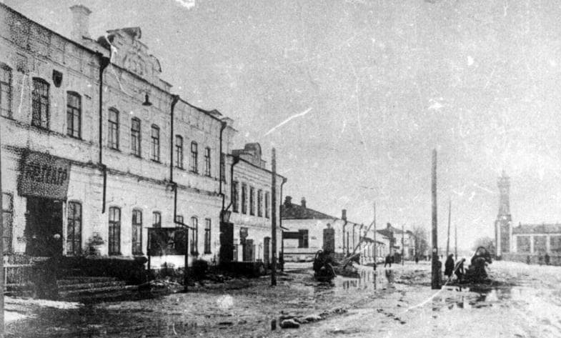 Улица Города. Фотография конца XIX века. Автор фотографии неизвестен.