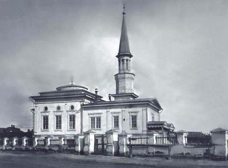 Одноминаретная мечеть в Семипалатинске, была построена в 1908 – 1910 годах.