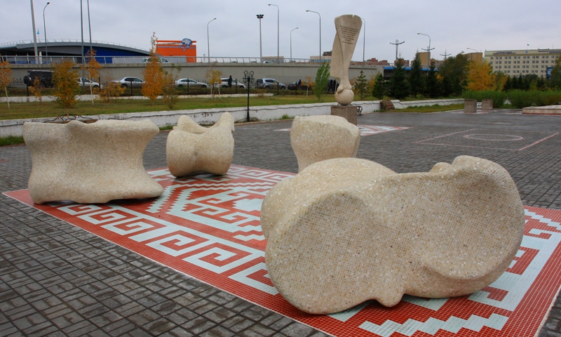 Monuments for asyks in Astana.