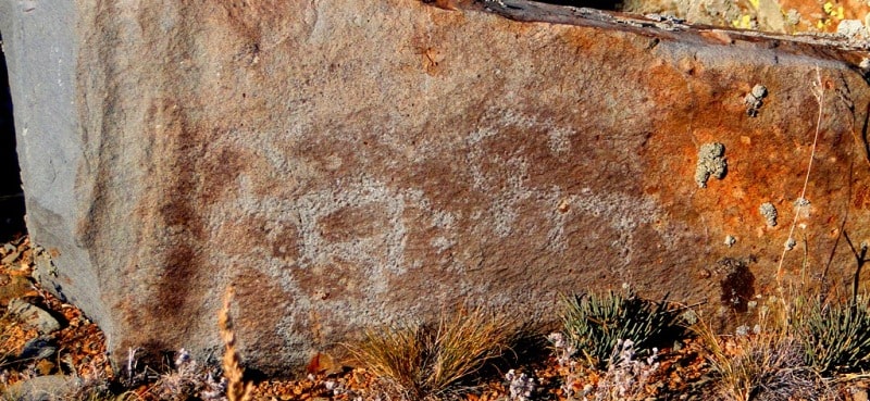 The petroglyphs of Zyngyrtas.