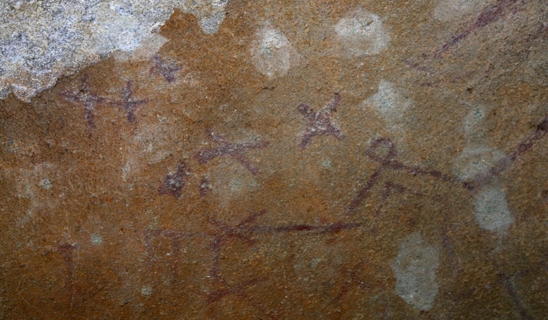 Rock paintings in Akbaur.