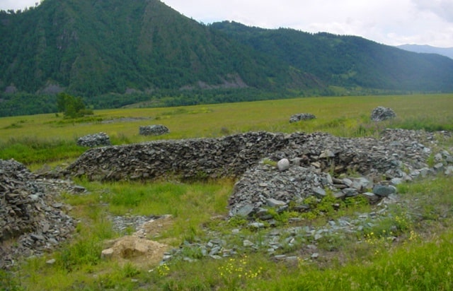 Environs of Berel burial mound. 2003.