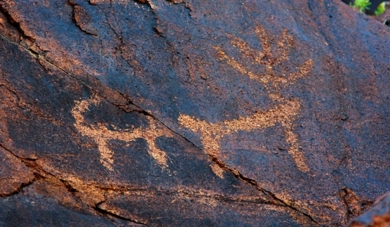 Dardamty petroglyphs.