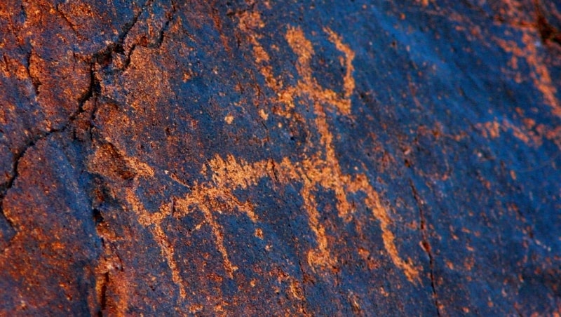 Dardamty petroglyphs.