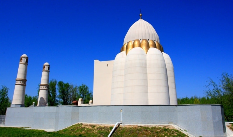 Domalak ana mausoleum.