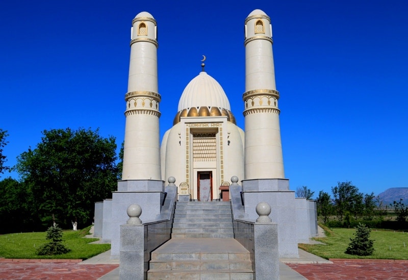 Domalak ana mausoleum.