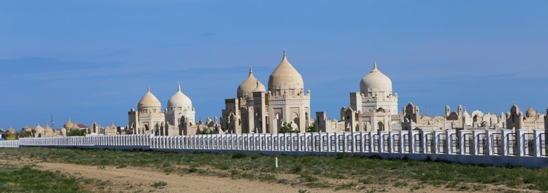 Kashkar-ata necropolis. 