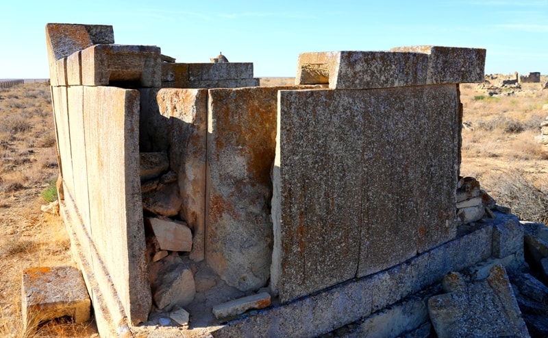  Necropolis Uali on Mangistau.