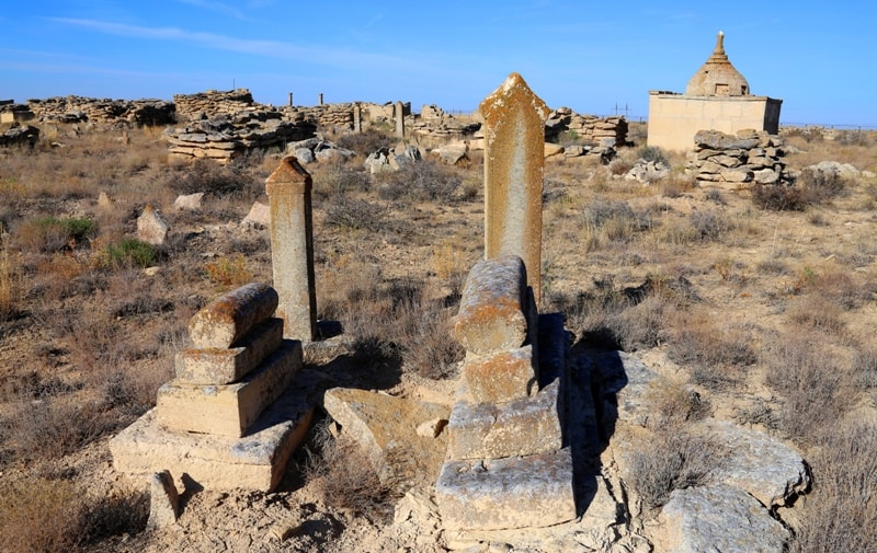  Necropolis Uali on Mangistau.