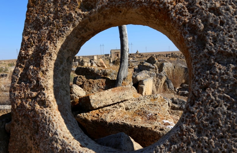  Necropolis Uali on Mangistau.