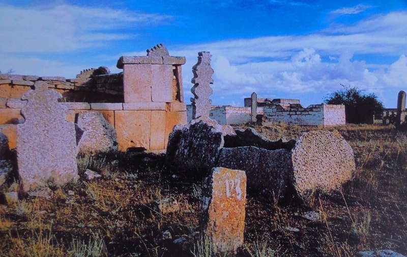 Necropolises Karagashty-aulie (XVI - IX c.c.).