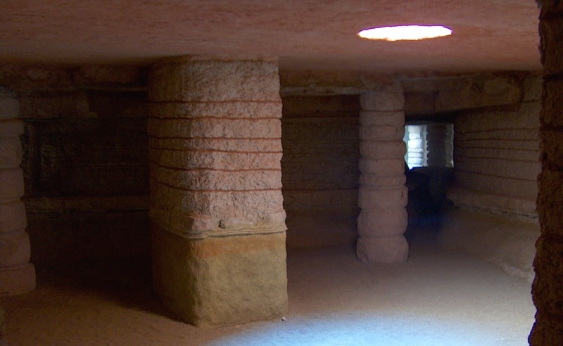 Подземная мечеть Караман-ата.