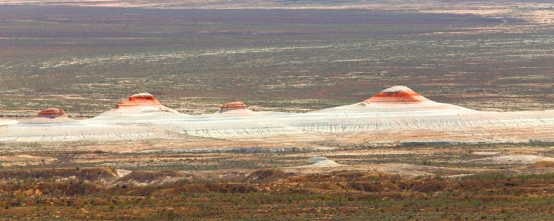 Kyzylkup valley on Mangyshlak.