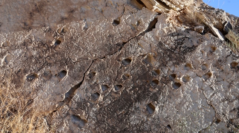 Footprints on hollow Zhygylgan.