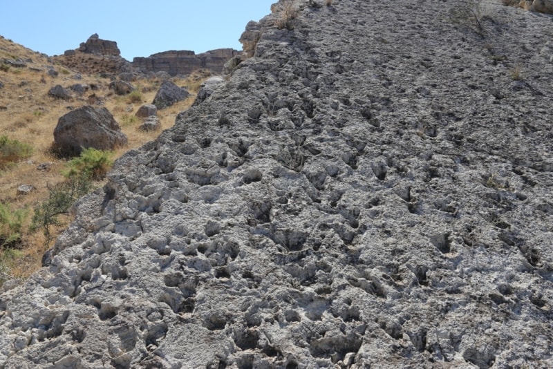 Footprints on hollow Zhygylgan.