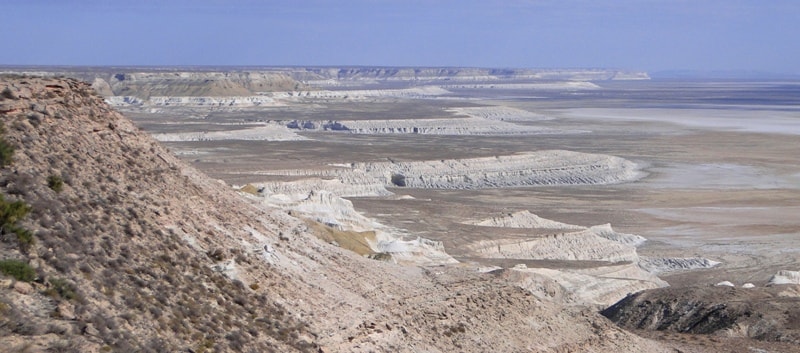 Vicinities and sights Western cliff Ustyurt plateau.