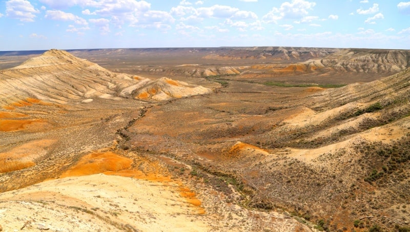  Western cliff Ustyurt on Mangystau province.