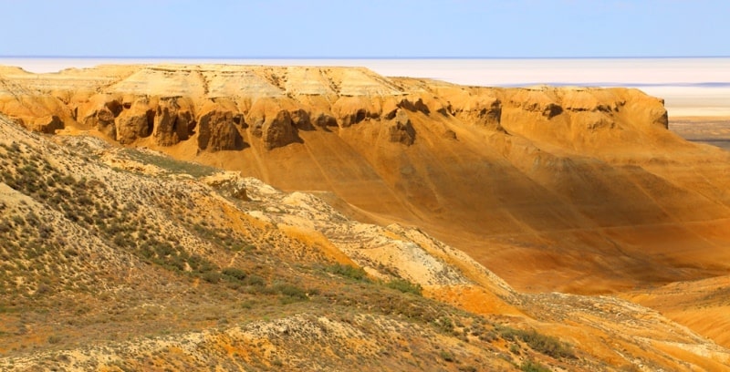  Western cliff Ustyurt on Mangystau province.