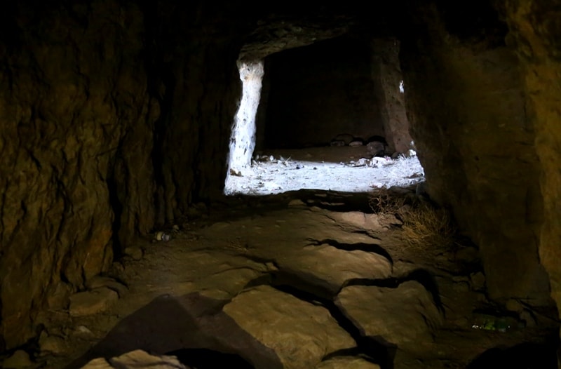 Imankara cave.