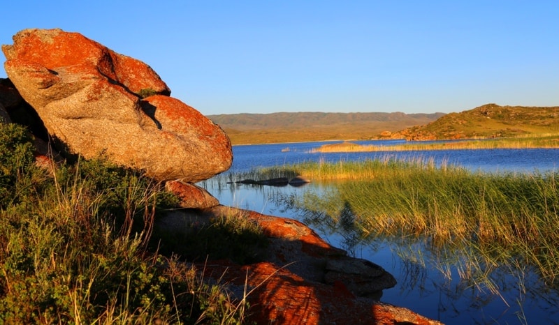 Kemirkol lake.