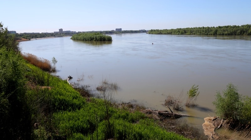 The ferry to Irtysh the river.