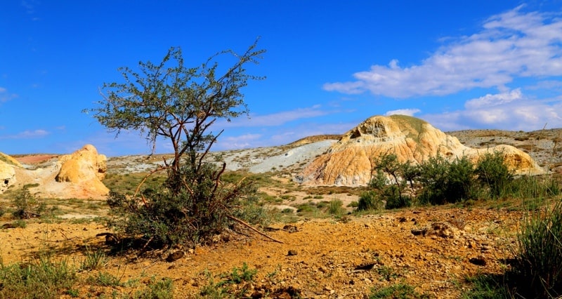 Natural boundary Shekelmes, natural sights and environs.