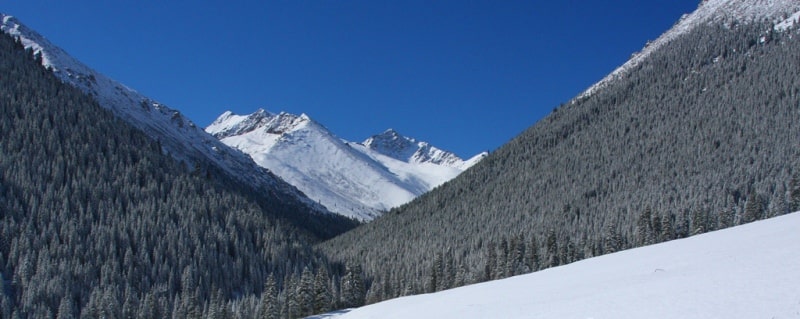 Akkol gorge in Bayankol.