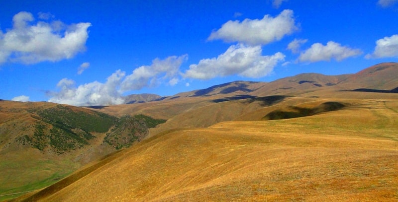 Asy of the plateau and its vicinity.