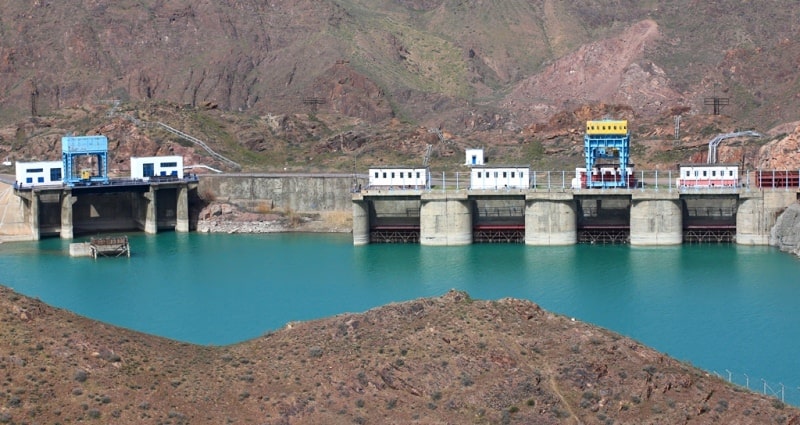 Капшагайская ГЭC, водохранилище и окрестности.