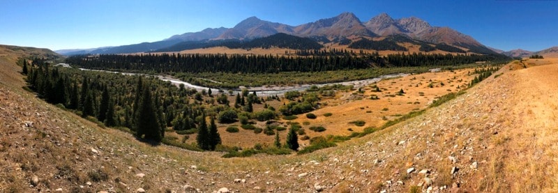 Vicinities of the valley and river Tekes.