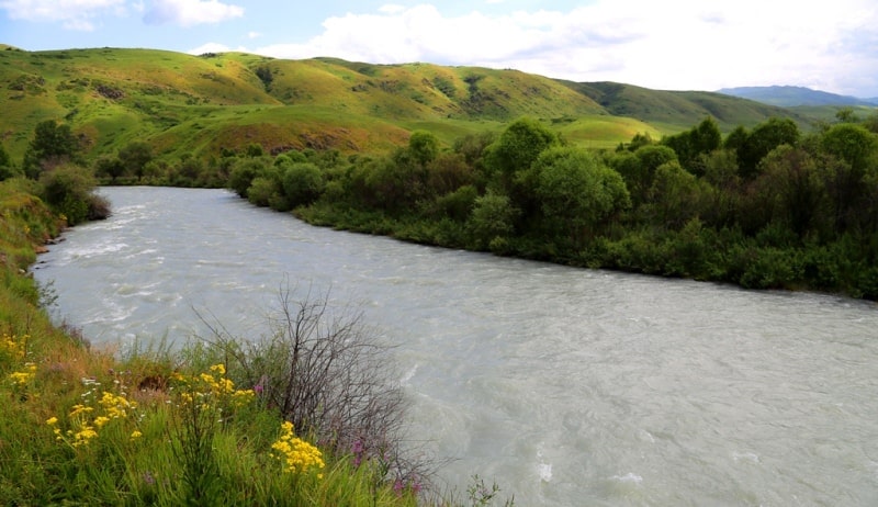 The river Tentek.