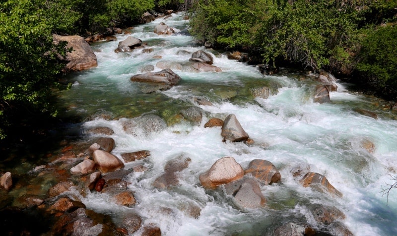 The river Usek also its vicinities.