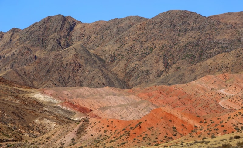 Zhaman Uyi valley.