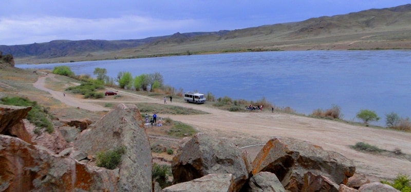 The Zhetysu rivers.