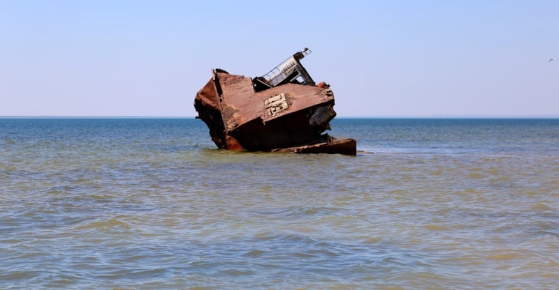 The second ship and environs on Small Aral Sea in the gulf Butakov.