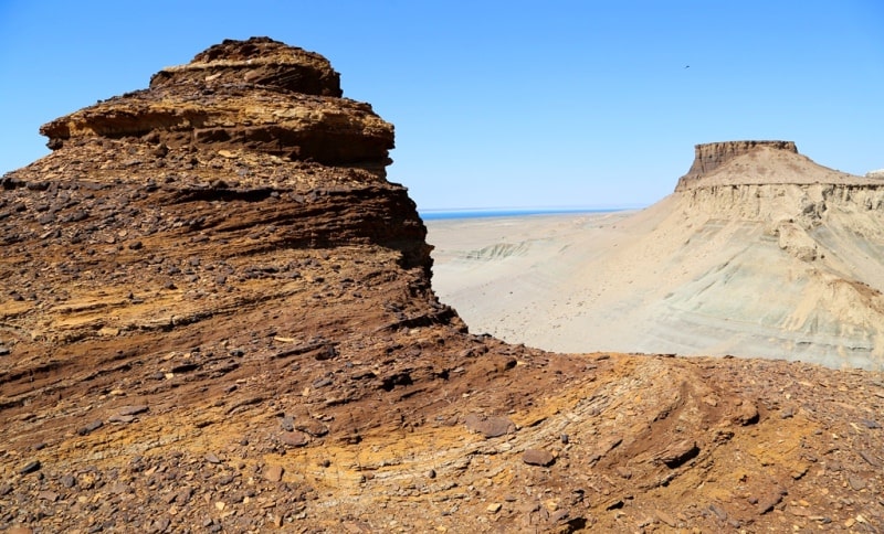 The mount Karasandyk and environs.