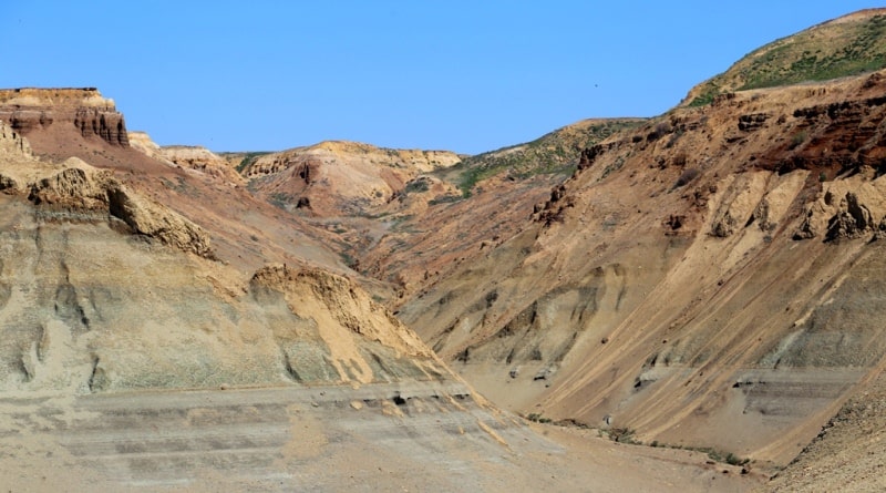 The mount Karasandyk and environs.