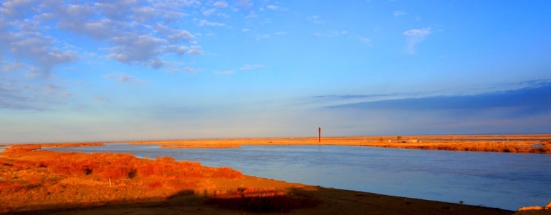 Syr-Darya river.